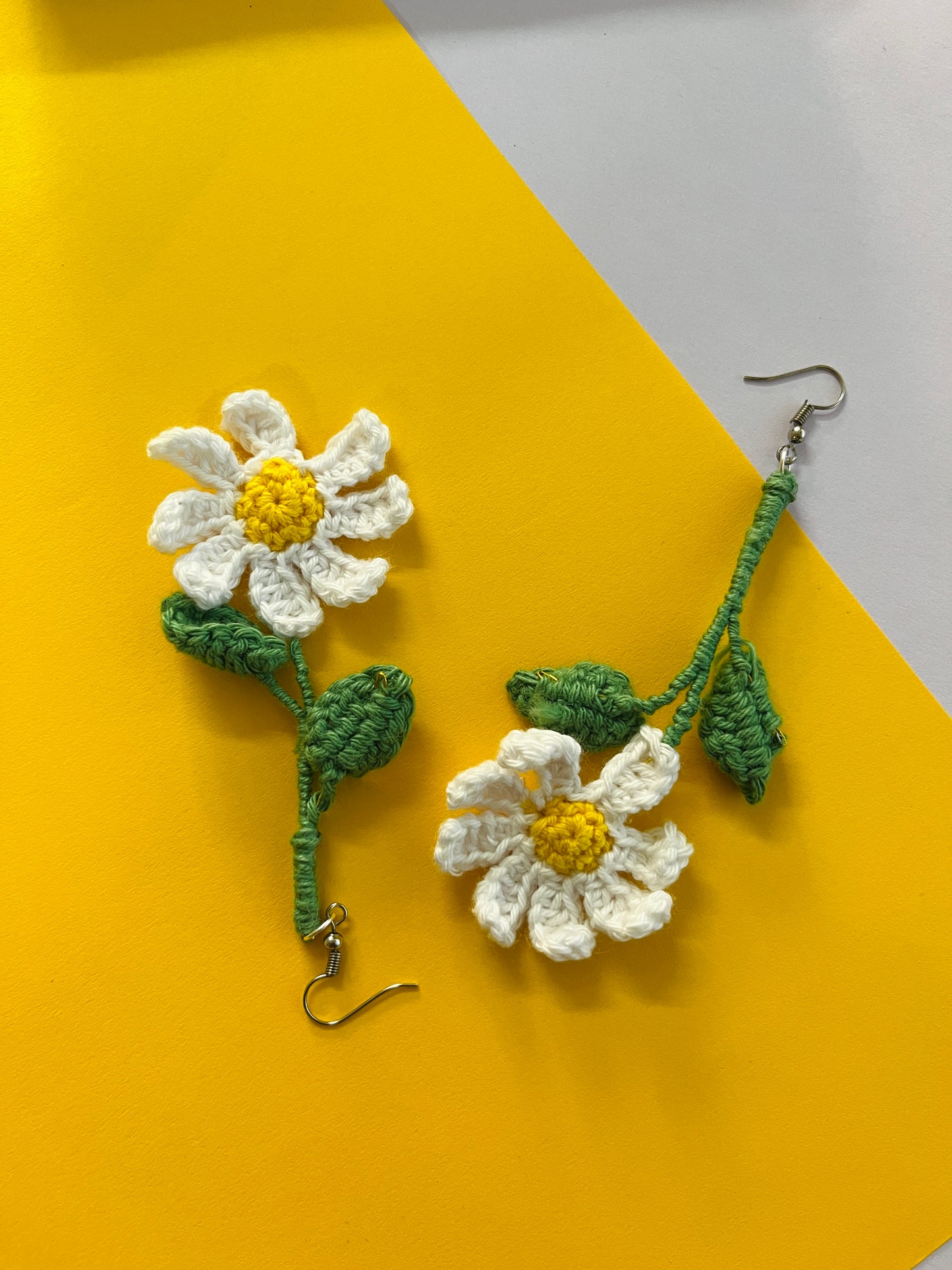 Daily Flower with Leaf Style Handmade Crochet Earrings